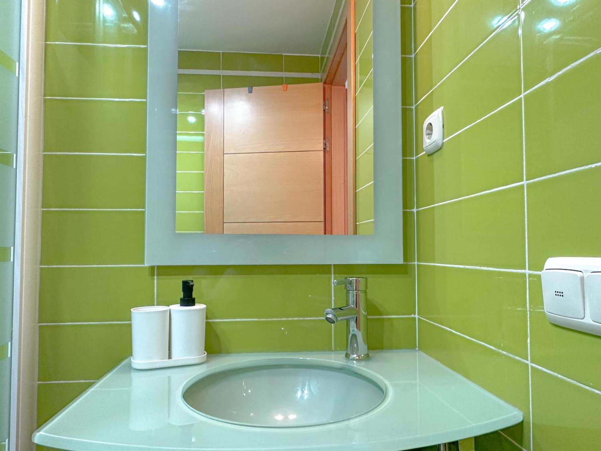 Apartamento Mirador Del Mediterraneo Малага Екстериор снимка