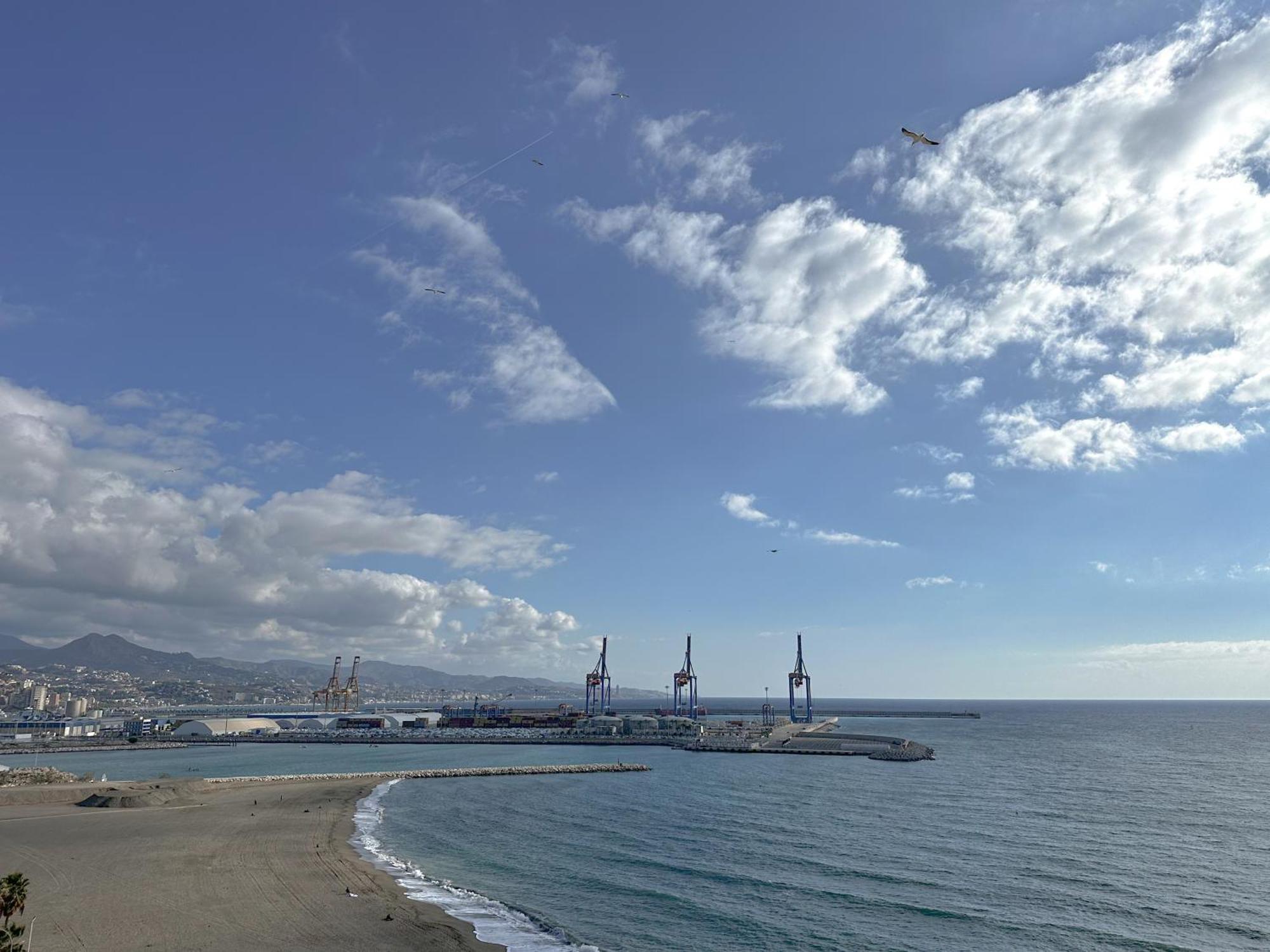 Apartamento Mirador Del Mediterraneo Малага Екстериор снимка