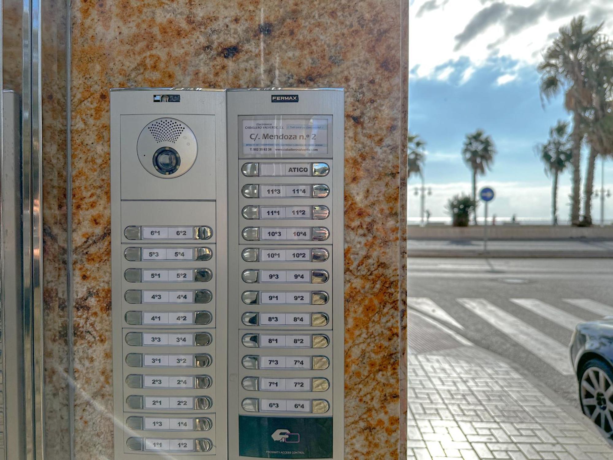 Apartamento Mirador Del Mediterraneo Малага Екстериор снимка