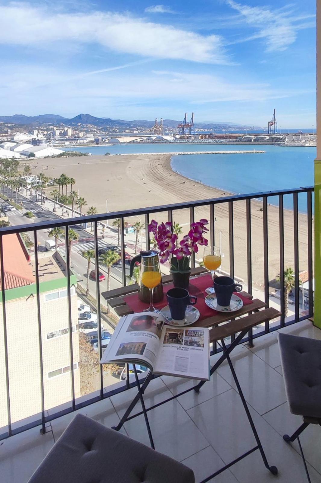 Apartamento Mirador Del Mediterraneo Малага Екстериор снимка